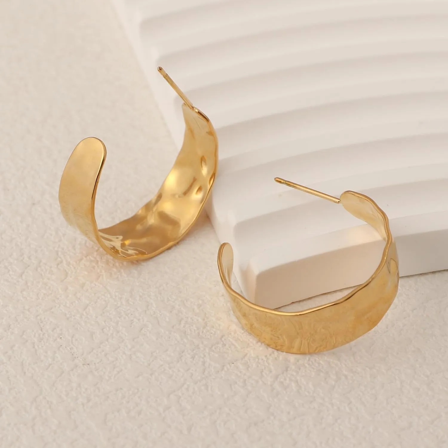 18K Real Gold Plated Hoop Earrings for Women Trendy Chunky Gold Earrings Stainless Steel Gold Open Hoop Jewelry Gift for Wife Girlfriend
