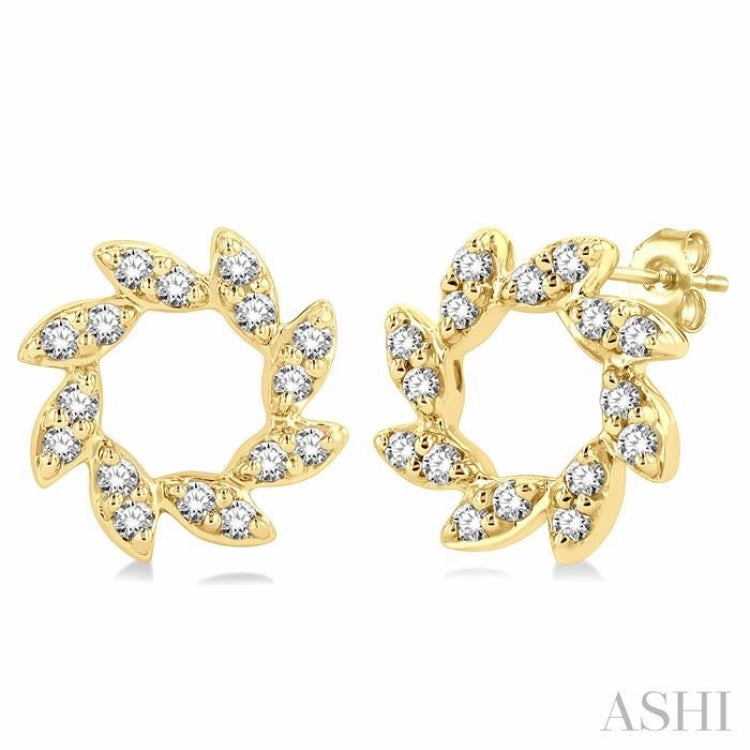 1/10 Ctw Floral Petite Round Cut Diamond Fashion Stud Earring in 10K Yellow Gold Trend Focused