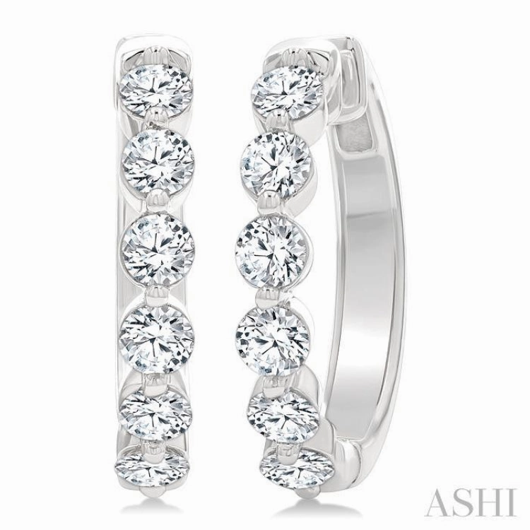 Accent Focus 1 1/2 Ctw Prong Set Round Cut Diamond Hoop Earrings in 14K White gold