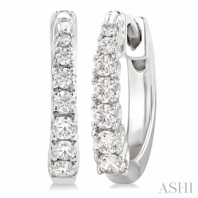 1/4 Ctw Graduated Round Cut Diamond Fashion Huggies in 14K White Gold Evening Style Office Ready