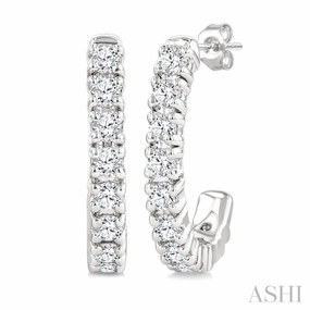 Dazzling Shine Timeless Treasures 1/4 Ctw Petite Round Cut Diamond Fashion Half Hoop Earrings in 10K White Gold