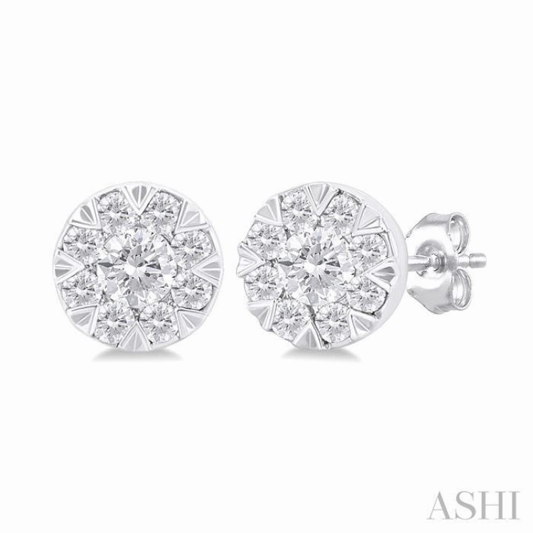 1/6 Ctw Lovebright Petite Round Shape Round Cut Diamond Fashion Stud Earring in 10K White Gold date night look