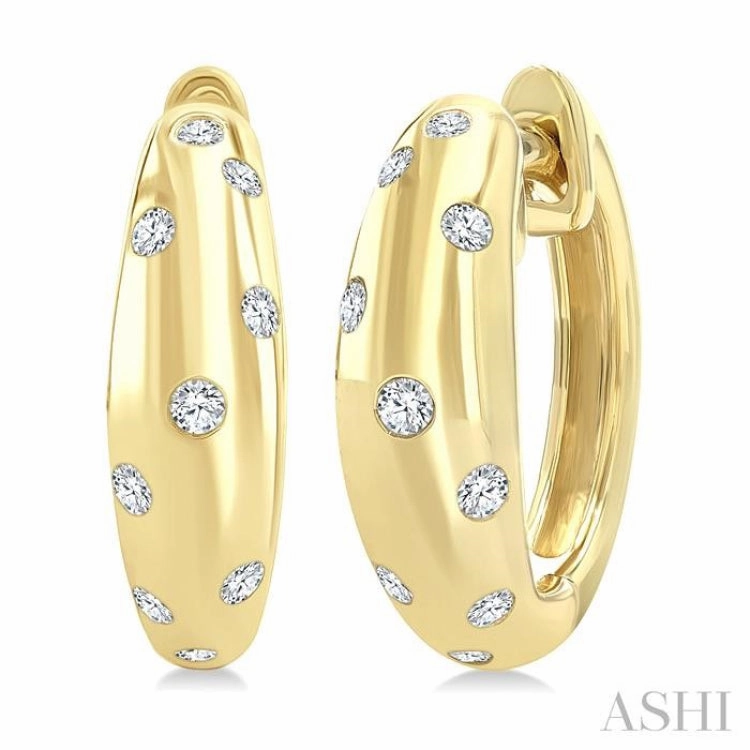 elegant design Timeless Layer 1/6 Ctw Round Cut Diamond Mosaic Huggie Earrings in 10K Yellow Gold
