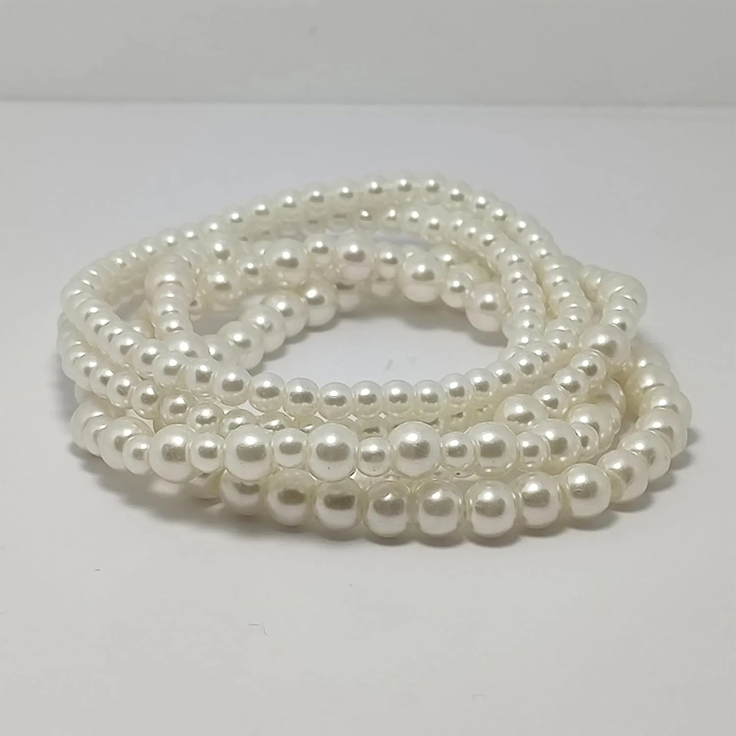 5 Pcs Premium Pearl Bracelets for Women, Stretch Adjustable Pearl Bracelets for Women