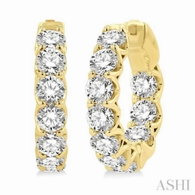 Luminous Accent Bold Detail 5 Ctw Inside-Out Embellished Round Cut Diamond Hoop Earrings in 14K Yellow Gold