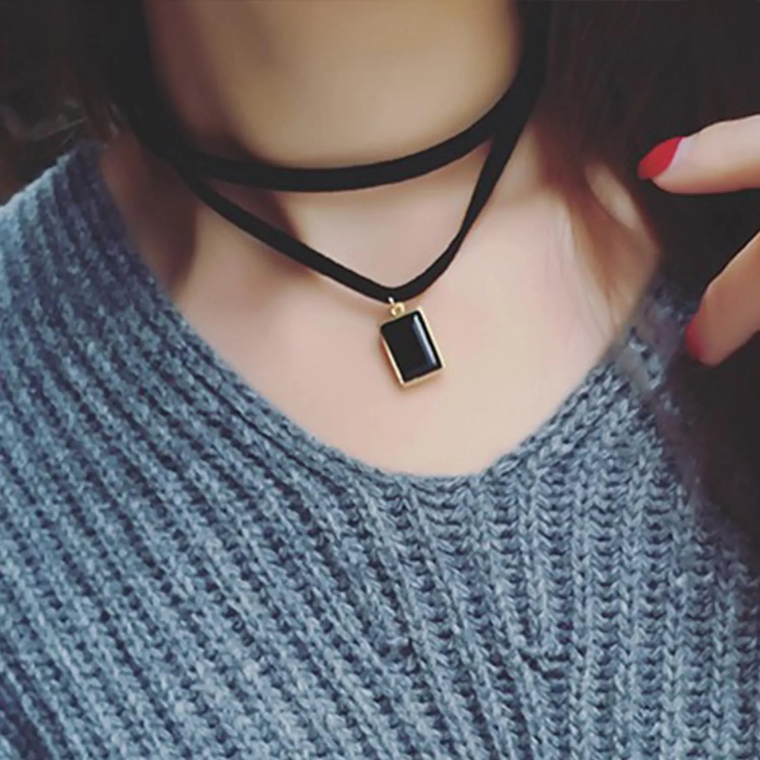 Aktully Black Choker Necklaces for Women Velvet Lace Choker Collar Necklace Goth Layered Choker Necklaces for Women Jewelry
