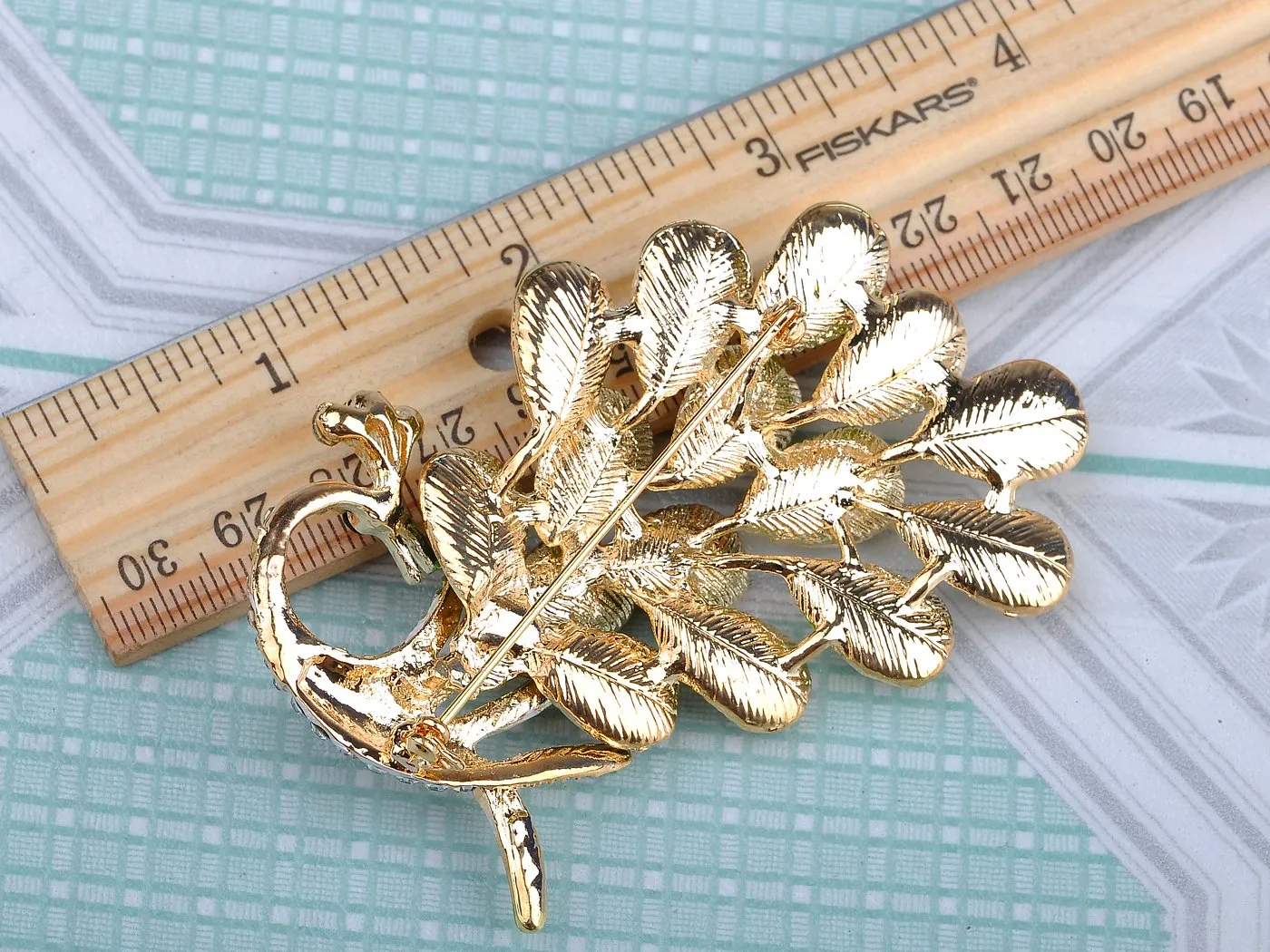 Alilang Dancing Cute Peacock Feather Bird Pin Brooch Crystal Rhinestone Jewelry Green&Silver