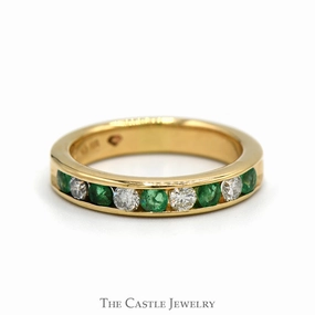 Alternating Round Diamond and Emerald Wedding Band in 14k Yellow Gold Shiny Statement