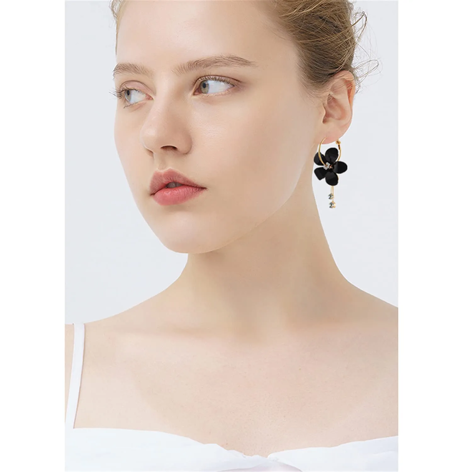 ANDPAI Elegant Romantic Bohemian Crystal Acrylic Rose Flower Dangle Drop Earrings Five Leaves Exaggerated Round Hoop long Tassel Earring for Women Girls Statement Jewelry Gifts Black