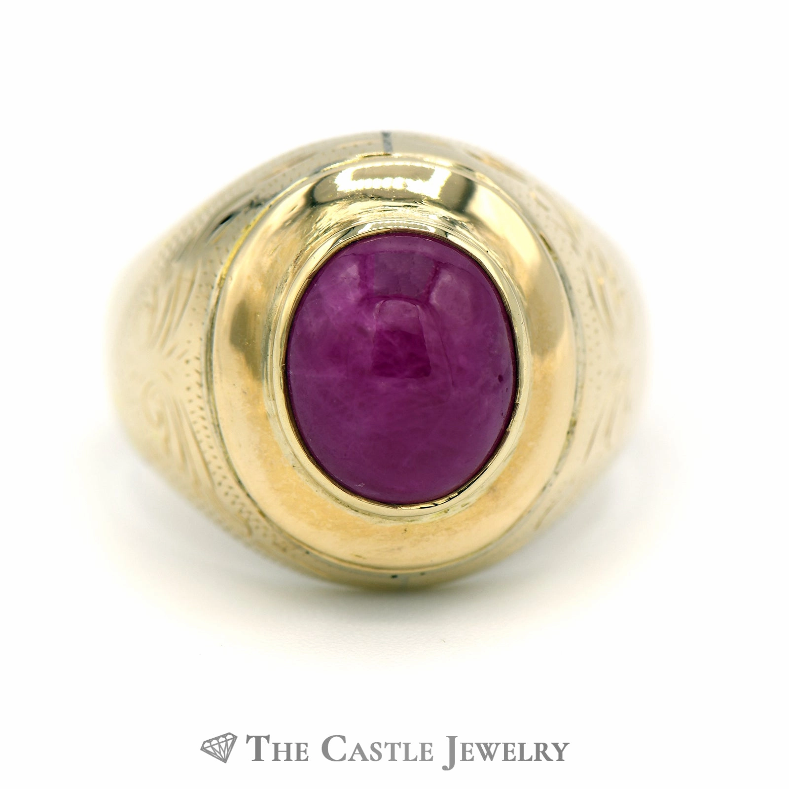 Bezel Set Oval Cabochon Ruby Ring in Etched 18k Yellow Gold Mounting Elegant Contour Vintage Art