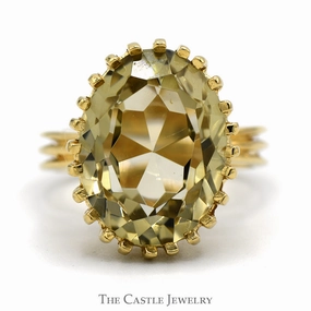 Daily Geometry Sentimental Ornament Oval Green Spinel Ring with Double Split Shank Sides in 14k Yellow Gold