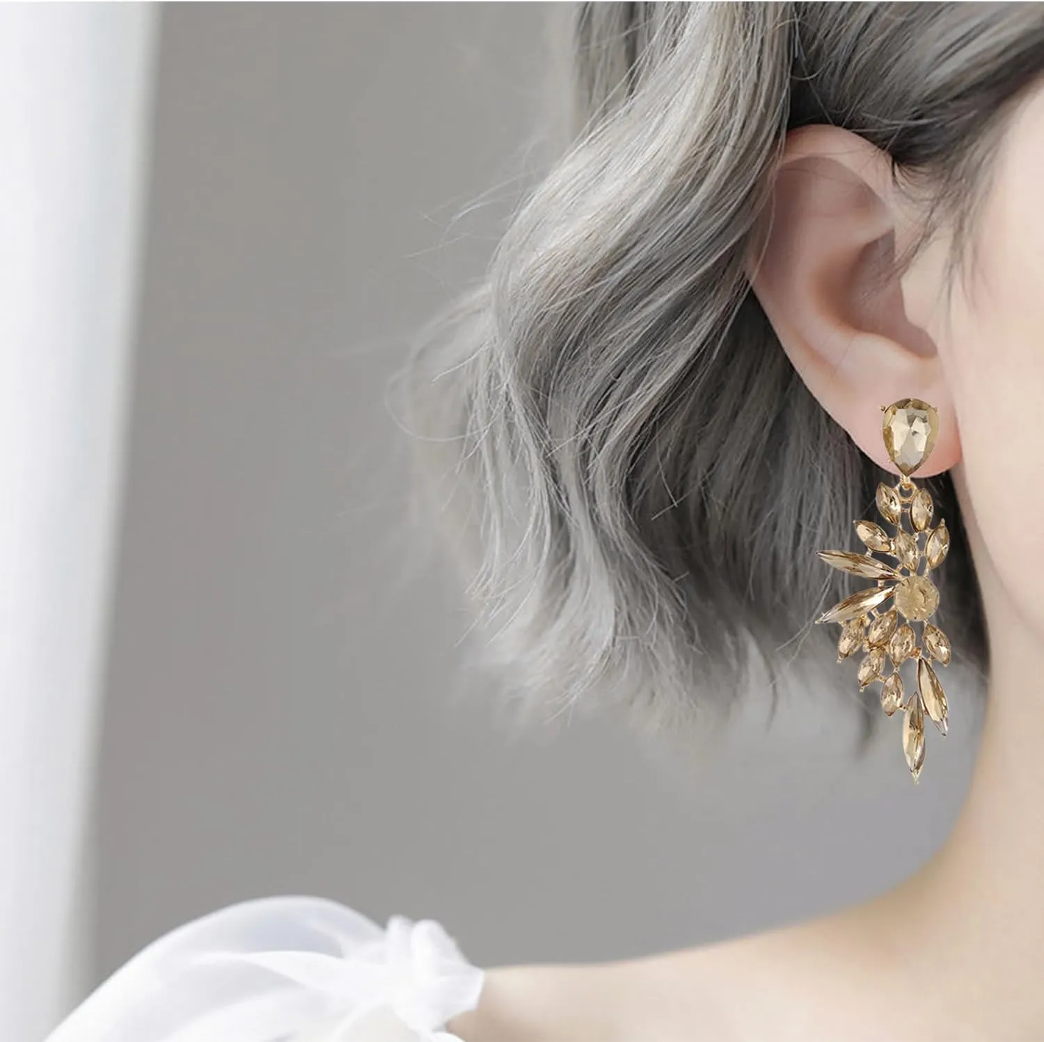 Bridal Rhinestone Statement Earrings for Women Big Cluster Dangle Earrings Large Cubic Zirconia Wedding Party Prom Long Earrings for Women Jewelry