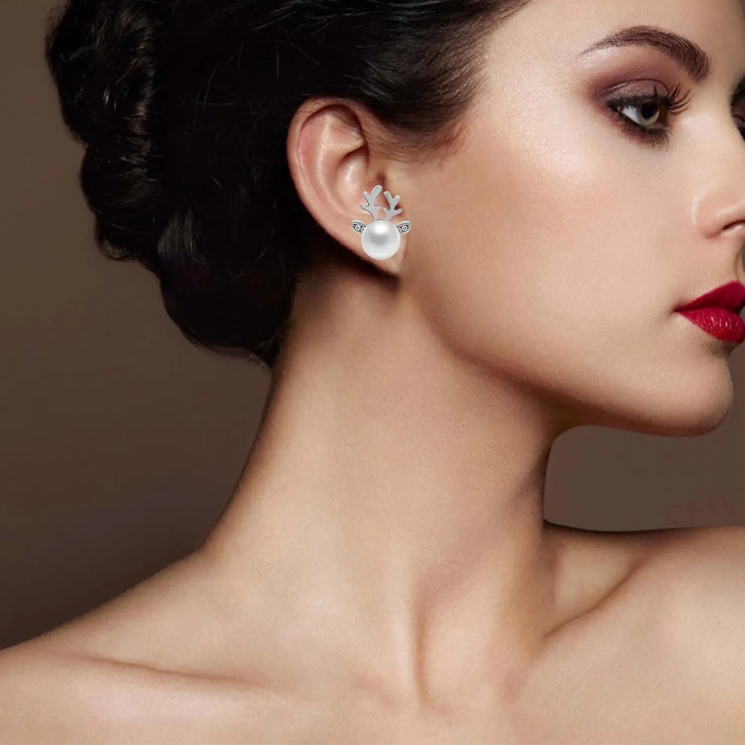 Christmas Pearl Deer Earrings for Women Fashion Sparkly Unique Holiday Jewelry Stud Earrings Christmas