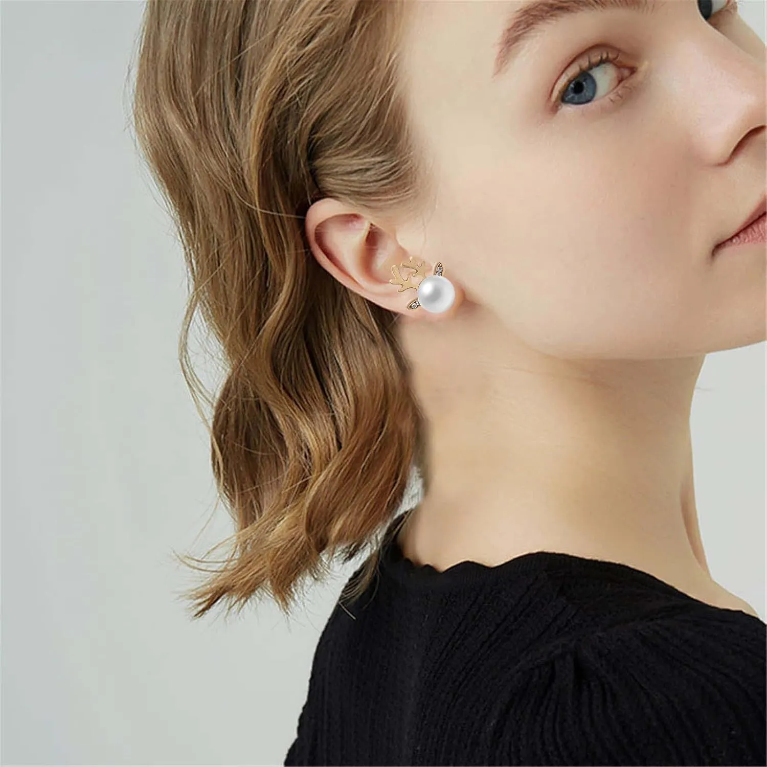 Christmas Pearl Deer Earrings for Women Fashion Sparkly Unique Holiday Jewelry Stud Earrings Christmas