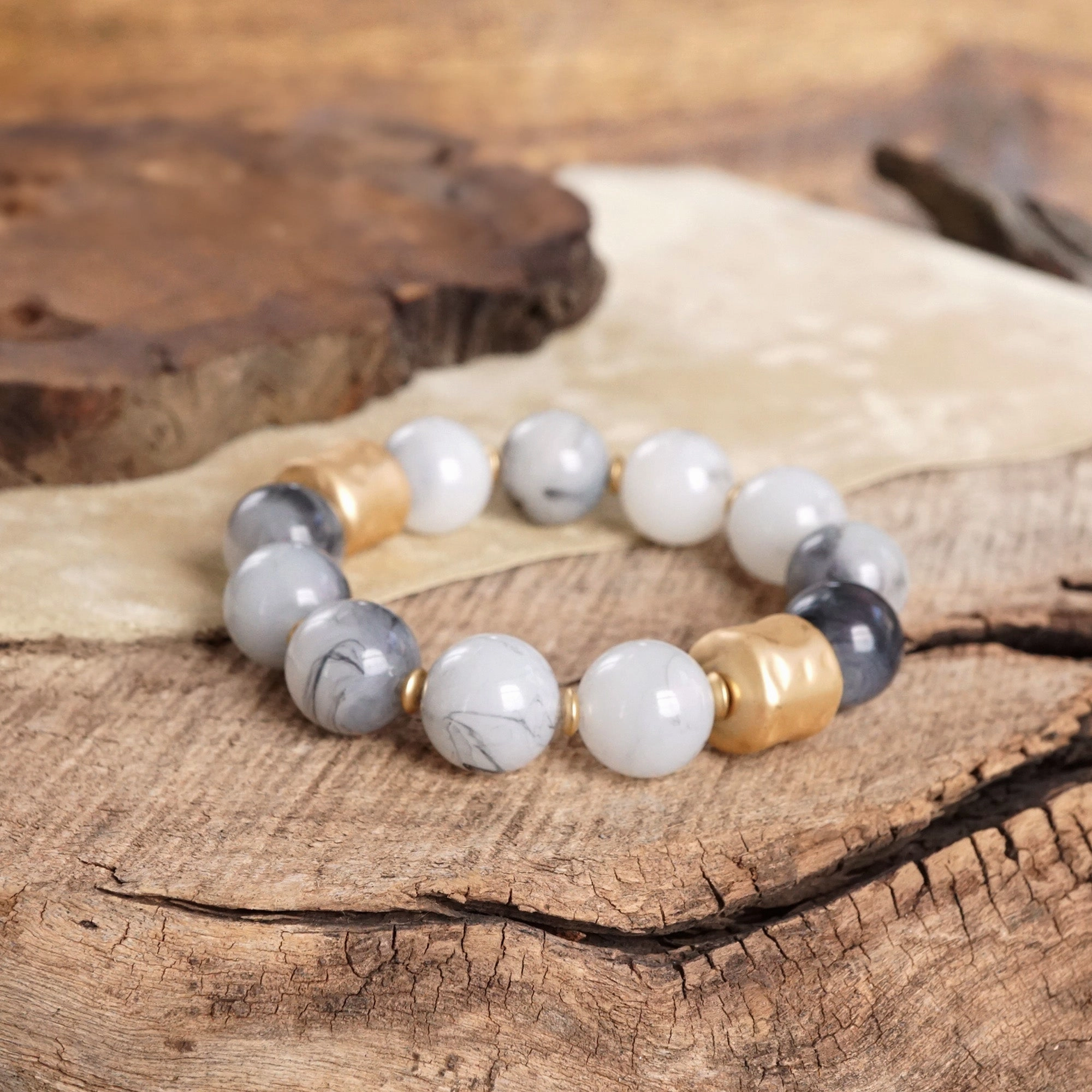 Best Quality Chunky Beaded Statement Bracelets Gold Red Brown Green Gray