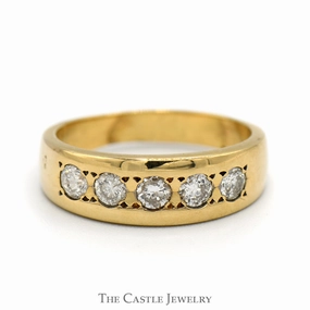 Stylish Accessory Personal Choice 1/2cttw 5 Round Diamond Wedding Band in 14k Yellow Gold