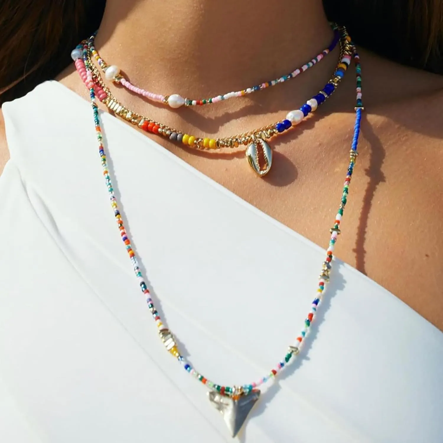 Colorful Beaded Necklace for Women Pearl Choker Necklace Adjustable Beach Shell Necklace Boho Bead Necklaces for Women Jewlery