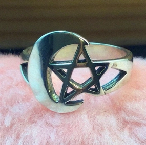 Crisp Accent Shiny Style Crescent Moon   Star Ring