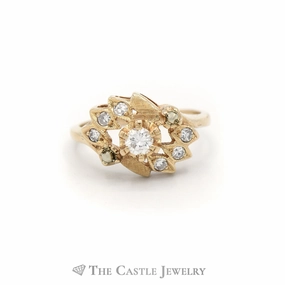 Decorative Diamond Cluster Ring in 14k Yellow Gold Casual Harmony Convenient Appearance