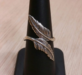 Double Feather Ring Daily Contour Shared Experience
