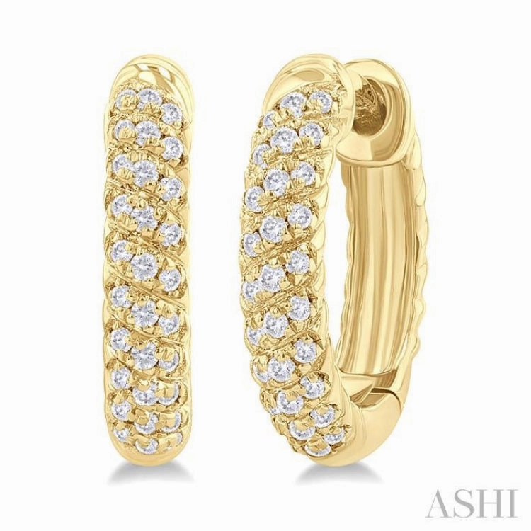 Bold Accent 1/5 Ctw Petite Swirl Pattern Round Cut Diamond Fashion Huggies in 10K Yellow Gold