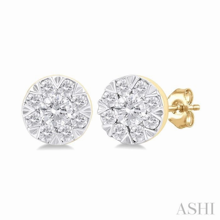 1/6 Ctw Lovebright Petite Round Shape Round Cut Diamond Fashion Stud Earring in 10K Yellow Gold Sleek Radiance