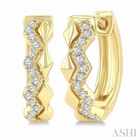 1/10 Ctw Single Cut Diamond Geometric Petite Huggie Earrings in 10K Yellow Gold Fresh Elements Light Radiance
