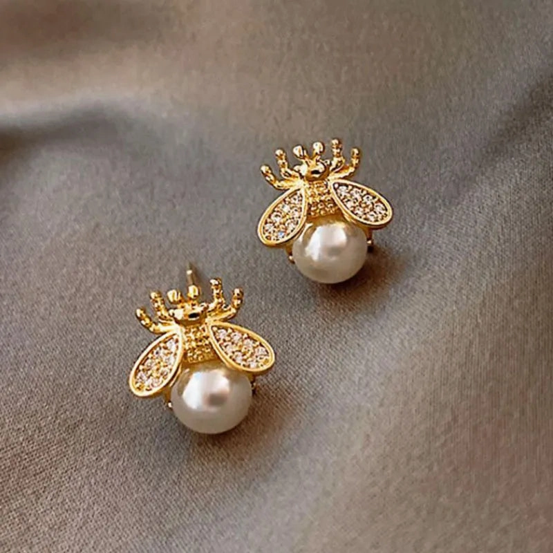 Sparkling Appearance Gold Plated Honey Bee Inlay Pearls Rhinestones Stud Earring For Women