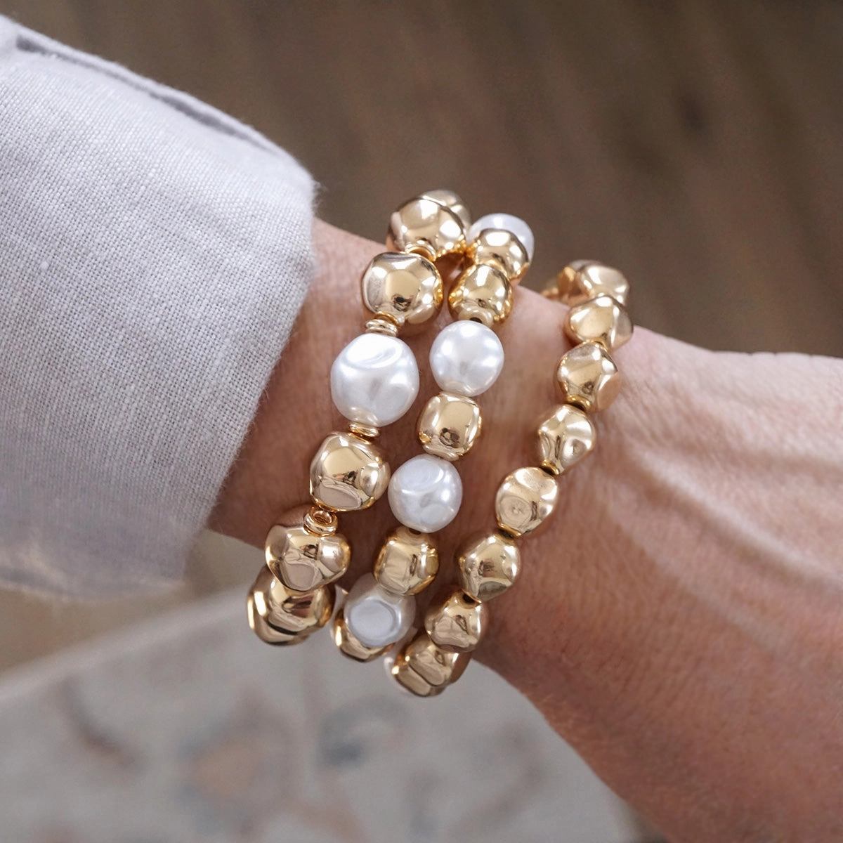 National Symbol Golden Essence ?C Organic Beaded Bracelet Set