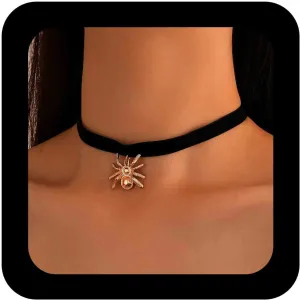 Gothic Velvet Necklace Choker Gold Spider Velvet Choker Necklace Black Suede Collar Necklace Short Velvet Choker Necklace Spider Halloween Necklace Jewelry for Women