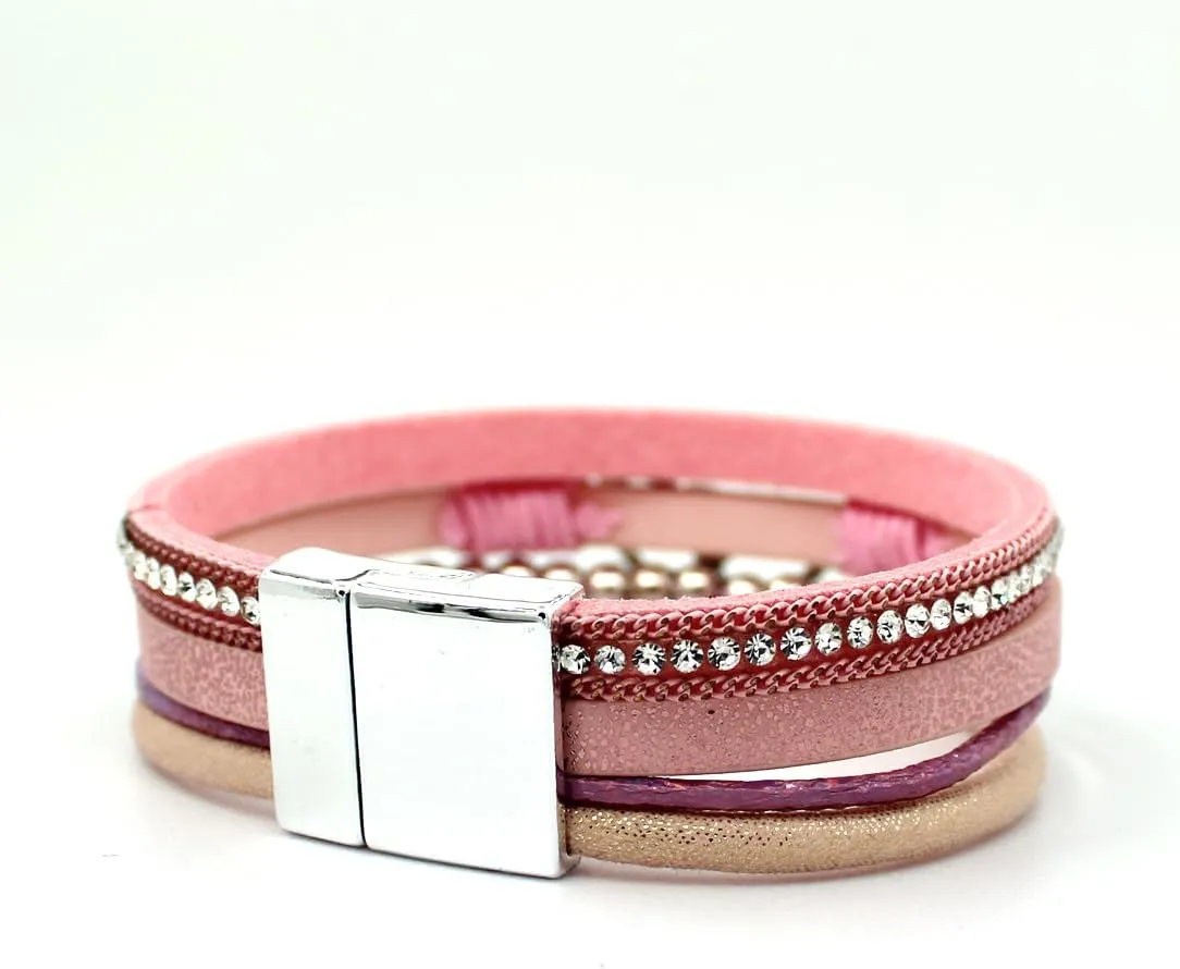 HAHAHE® Women's Boho Leather Wrap Bracelets Trendy Layered Bracelets with Magnetic Clasp Strackable Bohemian Jewelry Fashion Gifts