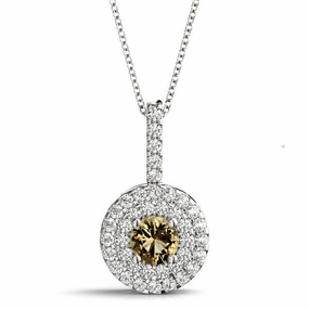 Round Diamond Halo Pendant Necklace Graceful Detail Autumn Look