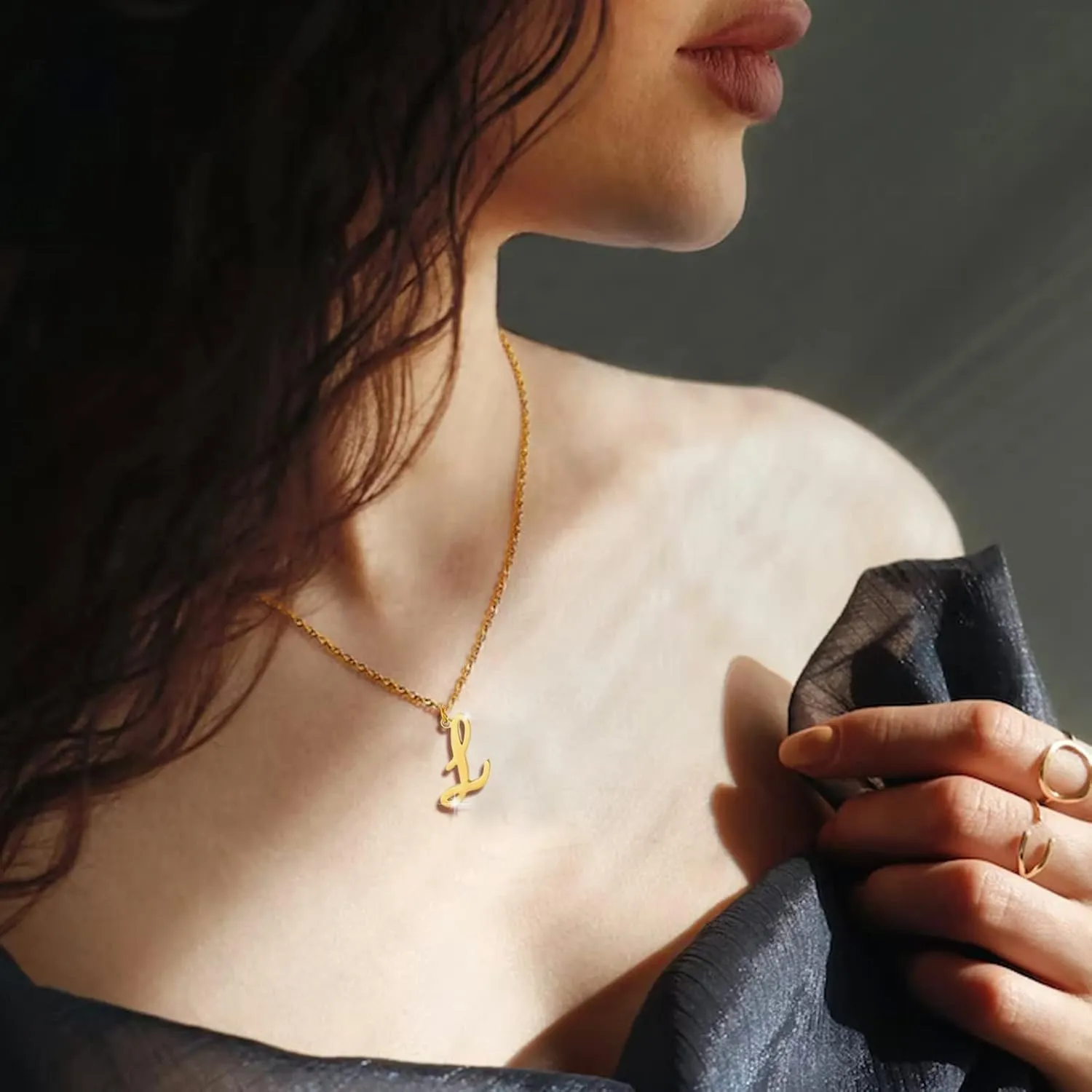 Initial Pendant Necklace for Women Stylish Minimalist Design Clavicle Chain Anniversary Necklaces (L, One Size)