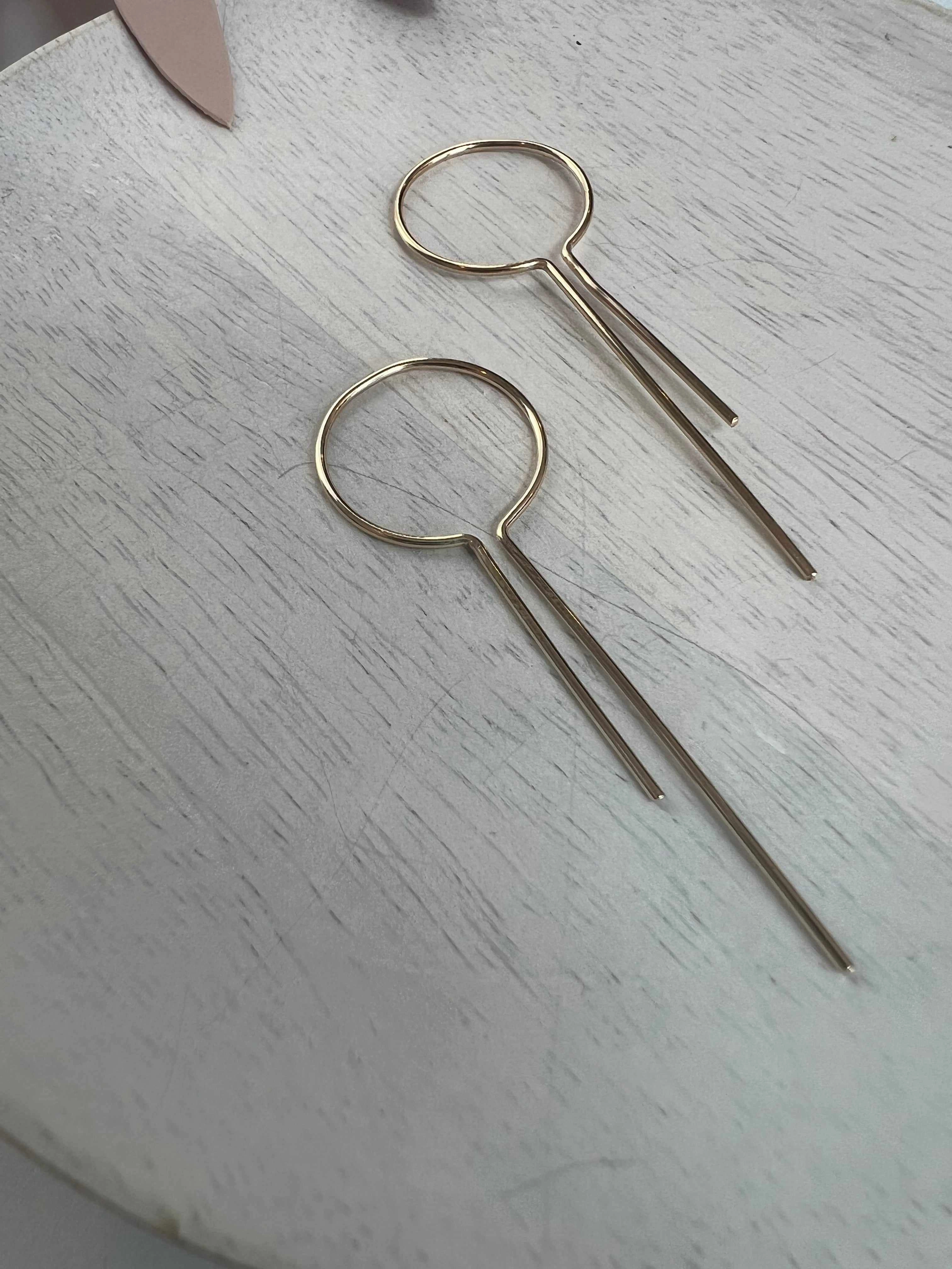 Keyhole Threader Earrings Sturdy Aesthetic Corporate Jewelry