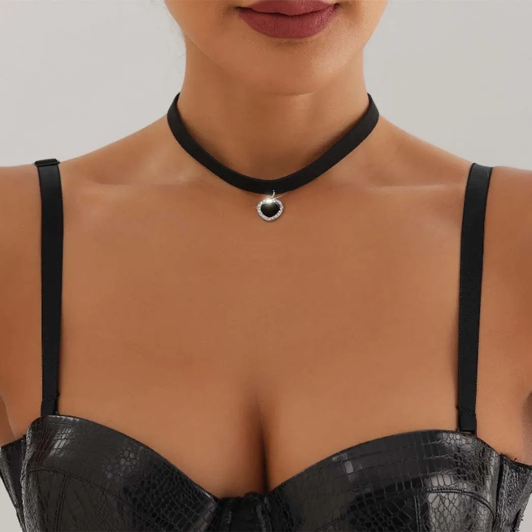 Layered Black Choker Necklaces for Women Puff Heart Pendant Necklaces Y2K Velvet Chokers Necklaces Rhinestone Collar