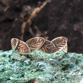 HighEnd Item Polished Geometry Leaf Wreath Ring