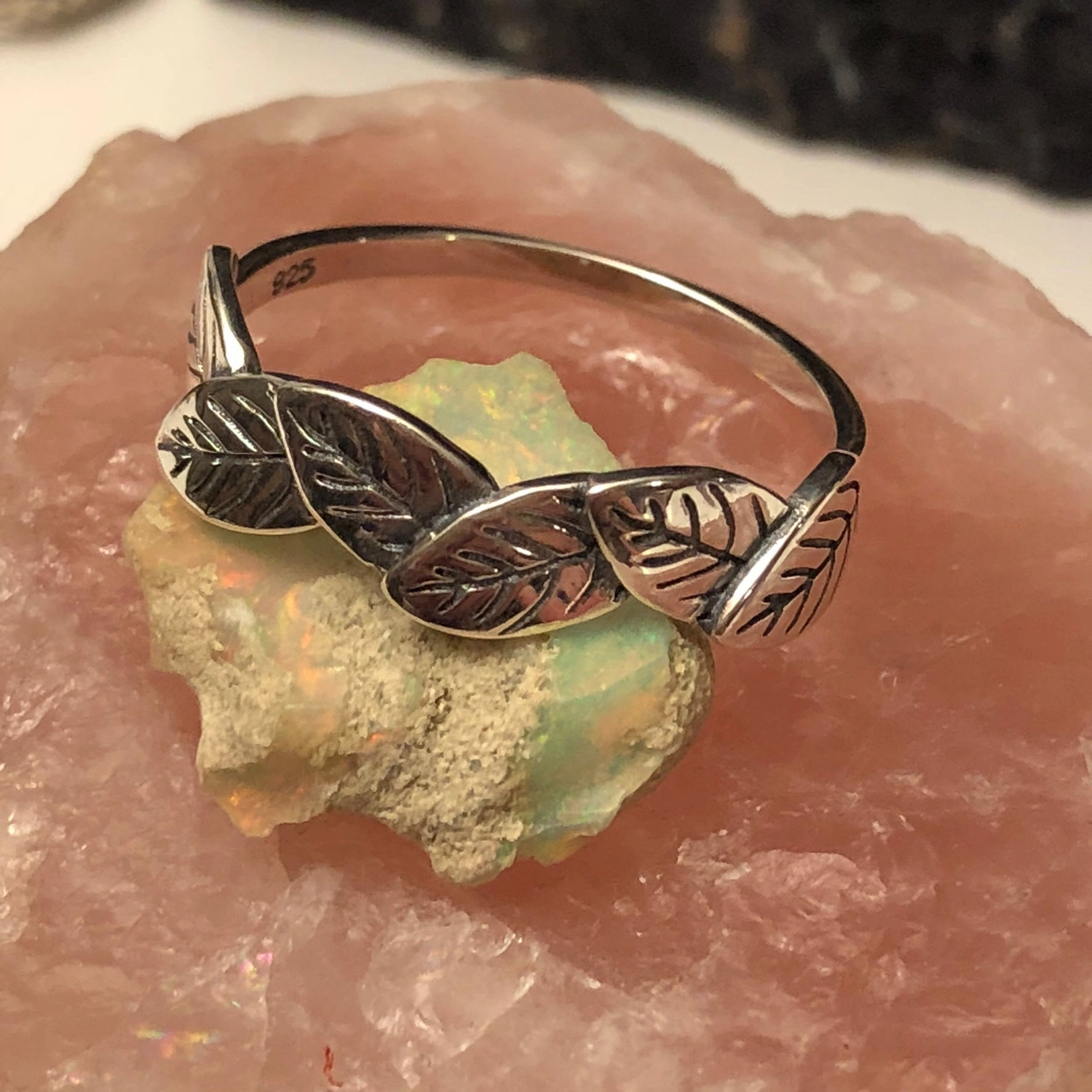 Affordable Creation Leaf Wreath Ring