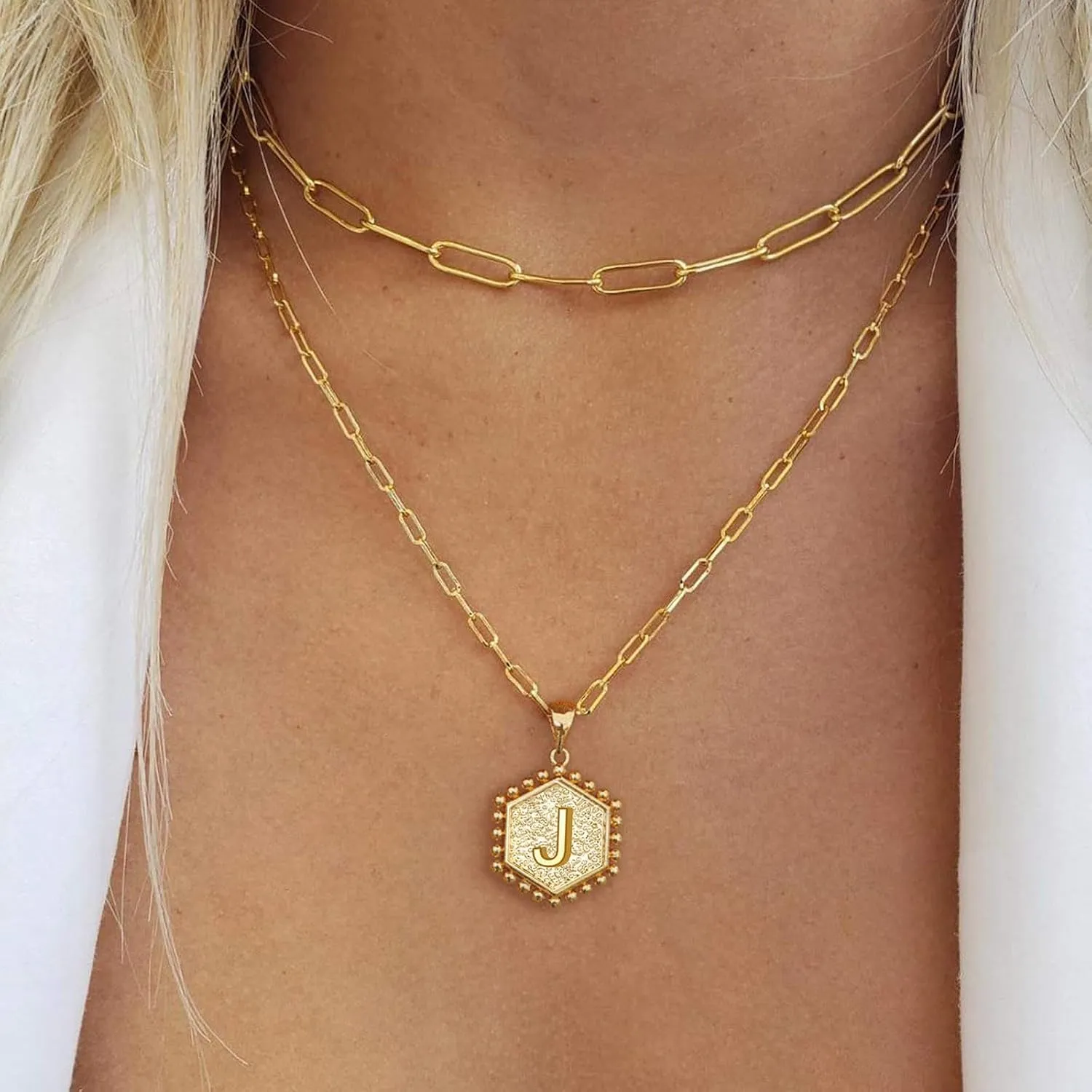 Letter Chain Necklace For Women Necklaces For Women A to Z 26 Alphabet Initial Gold Necklaces For Women Girls Womens
