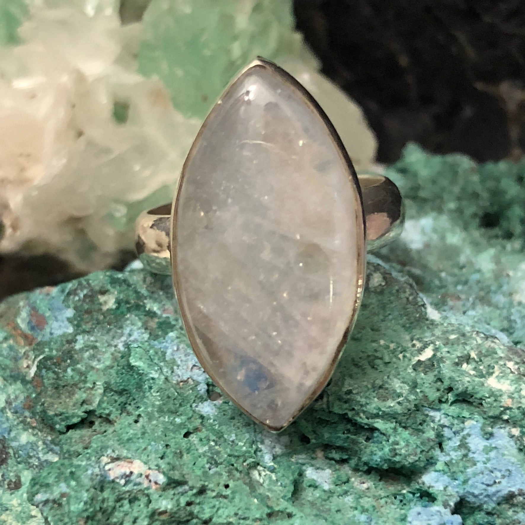 Model Accessory Moonstone Ring