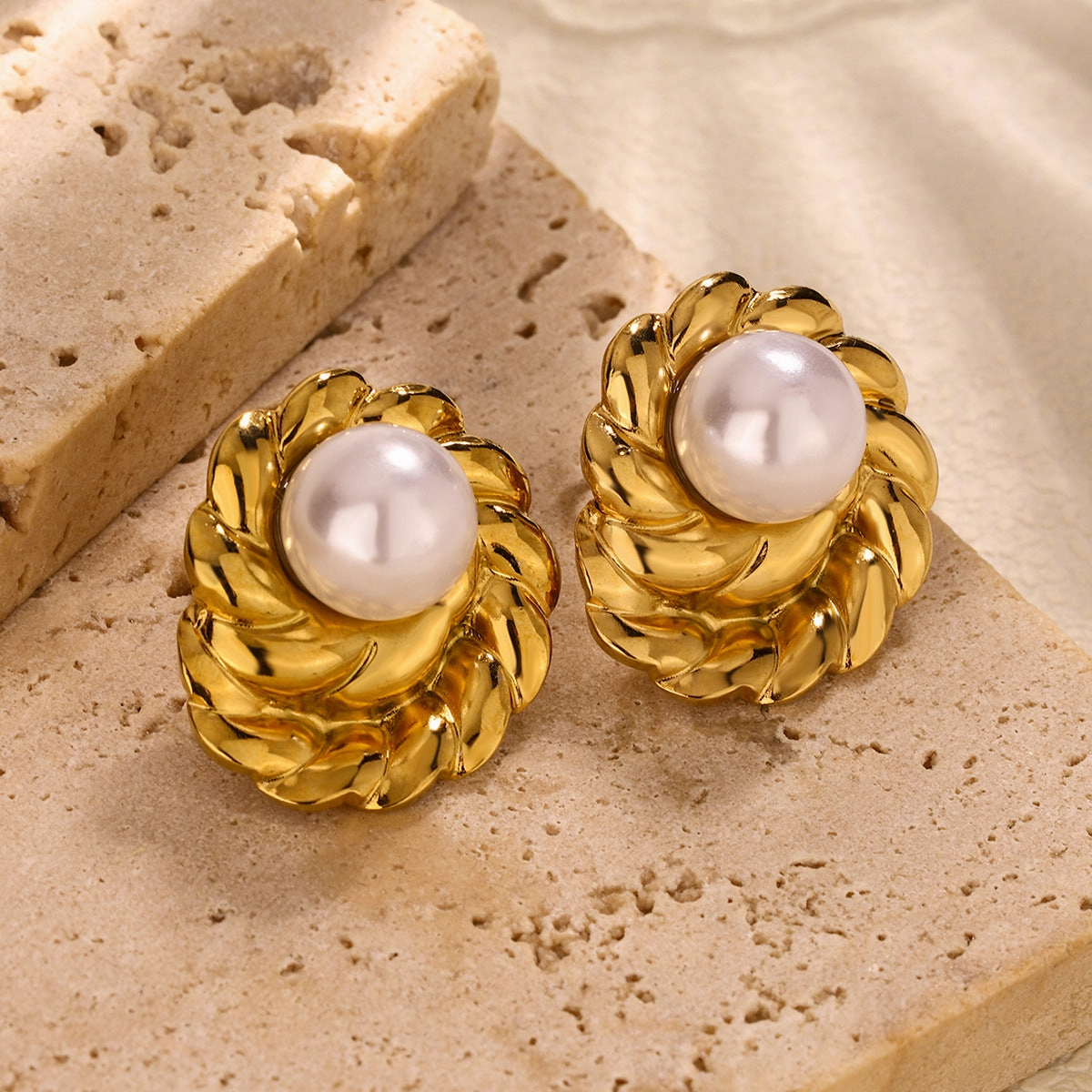 304 Stainless Steel Golden Halo Pearl Studs Futuristic Ornament Sparkling Decoration