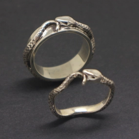 Gentle Simplicity Vintage Item Ouroboros Snake Promise Ring for Couple