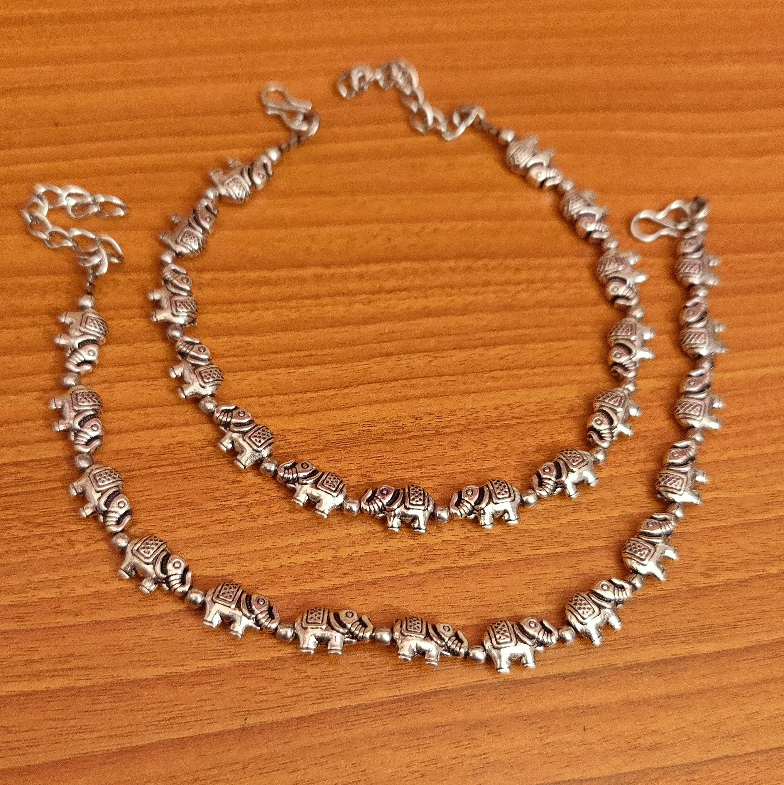 OXIDISED SILVER BABY ELEPHANT PATTERN ANKLETS