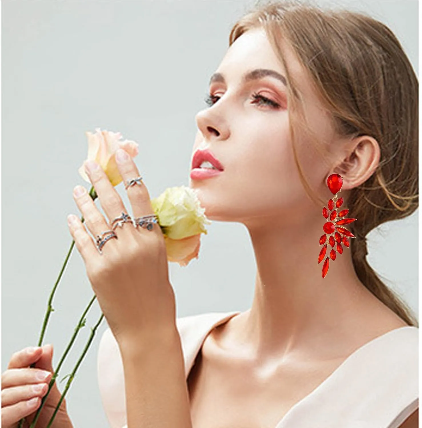 Rhinestone Statement Earrings for Women Cluster Crystal Drop Dangle Earrings Chandelier Earrings Dangling Prom Earrings Wedding Bridal Earrings for Women