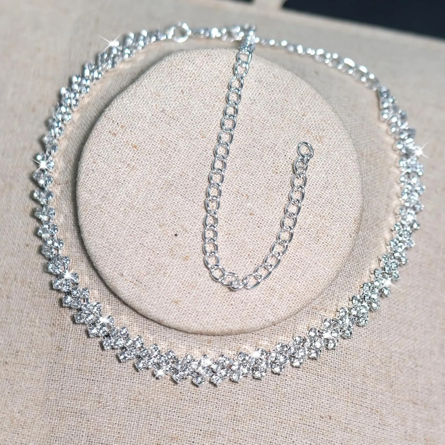 Ronglry Rhinestone Choker Necklace for Women Silver Diamond Choker Necklaces for Women Sparkly Crystal Rhinestone Necklace for Women Silver Chokers for Women Party Prom Wedding Jewelry Accessories