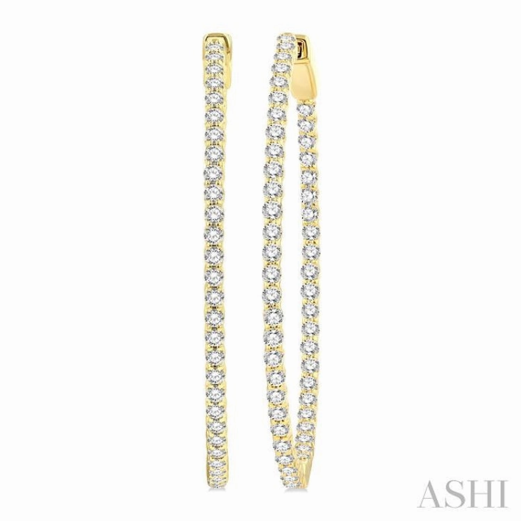 Stunning Accent Style Essential 2 Ctw Inside & Outside Round Cut Diamond Hoop Earrings in 14K Yellow Gold