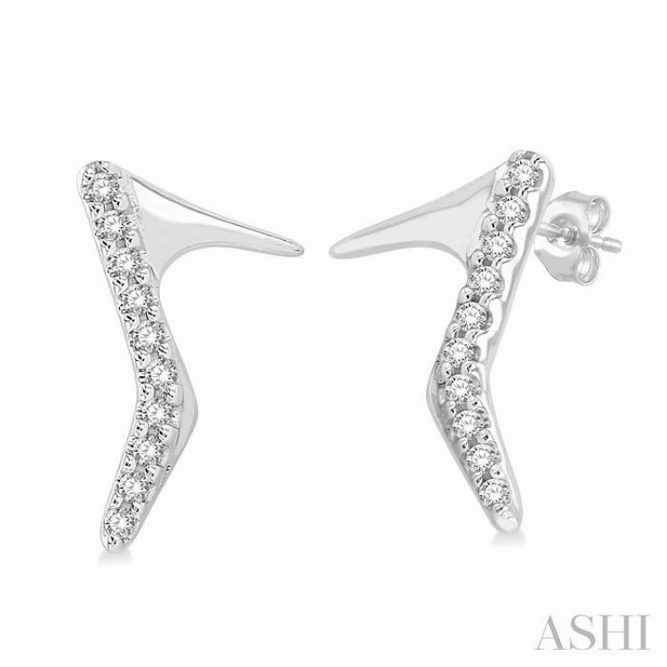 Bold Feature 1/20 Ctw Petite High Heel Pumps Round Cut Diamond Fashion Stud Earring in 10K White Gold
