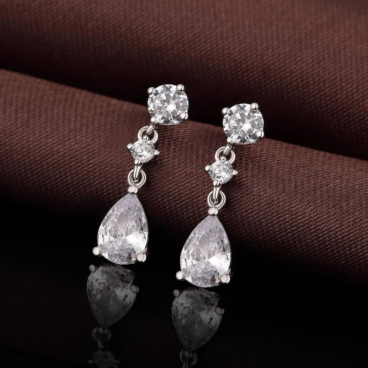 Sparkly Round Cut Diamond Stud Earrings for Women 925 Sterling Silver Cubic Zirconia Stud Earrings,Teardrop Earrings Gift for Women, Come with Gift Box