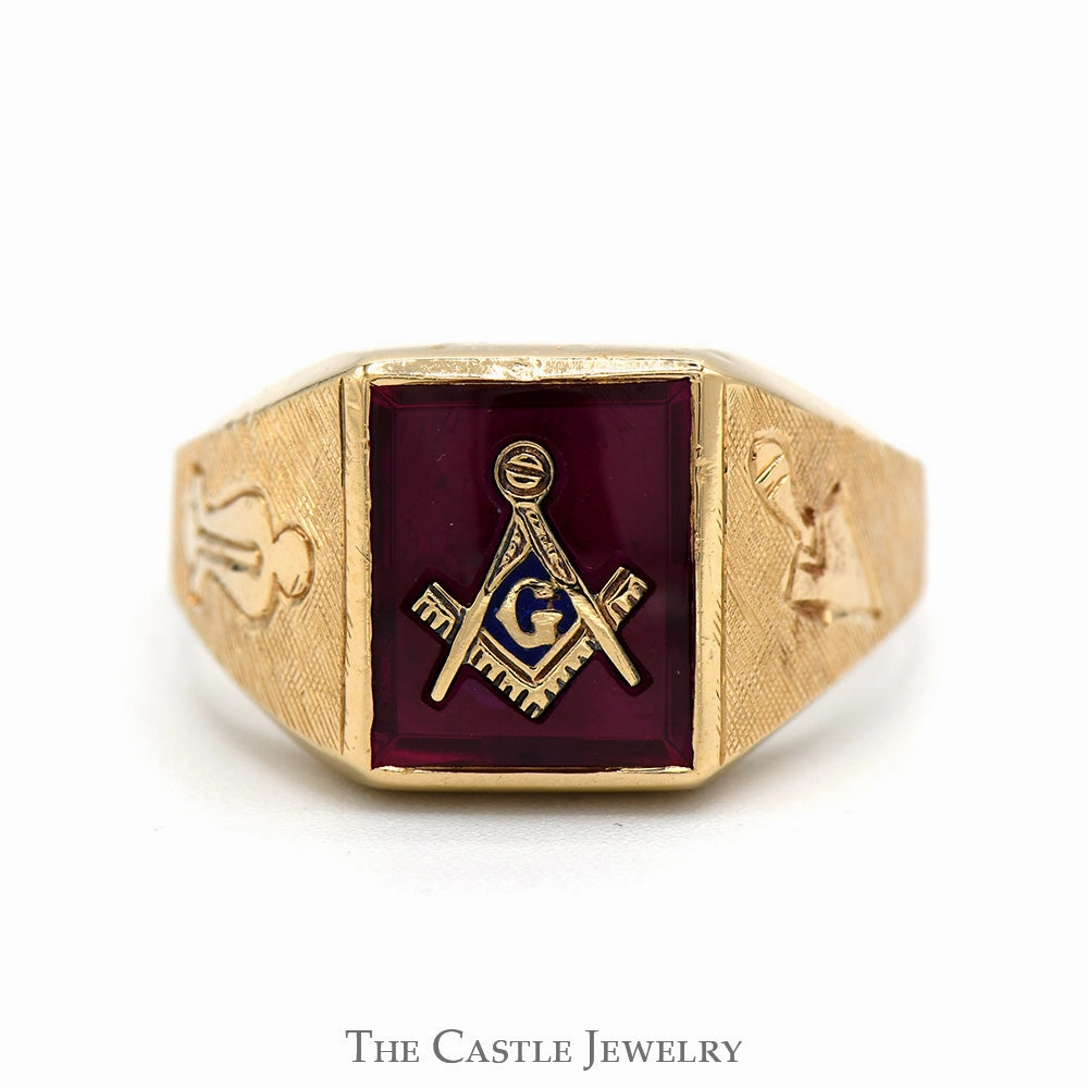 Square & Compass Red Masonic Men's Ring in 10k Yellow Gold Beautiful Mark