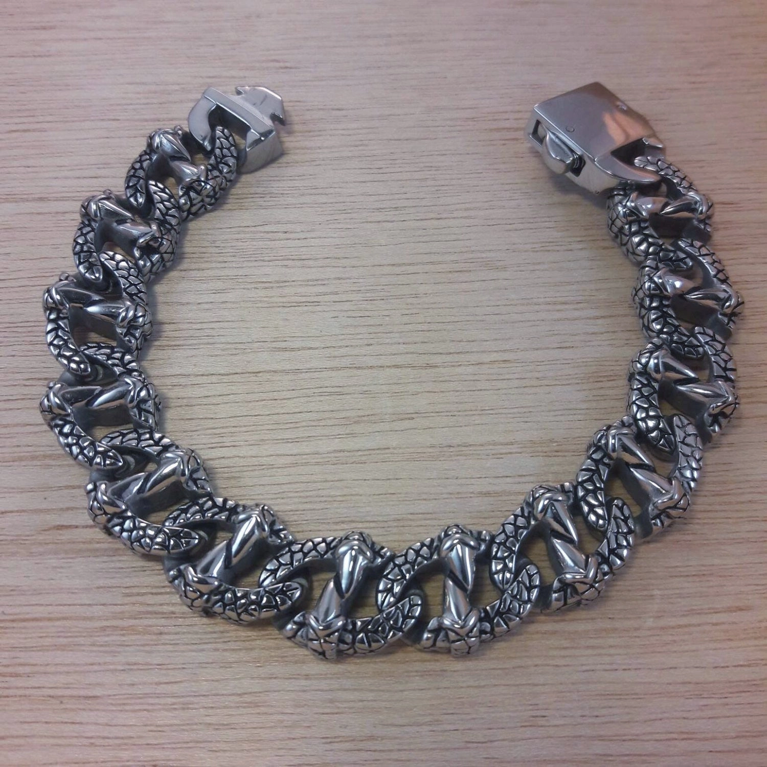 Stainless Steel Dragon Bracelet Fortunate Mixes Ultimate Choice