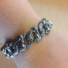 Dainty Accent Stainless Steel Dragon Bracelet